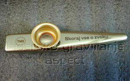 piscalka z gravuro